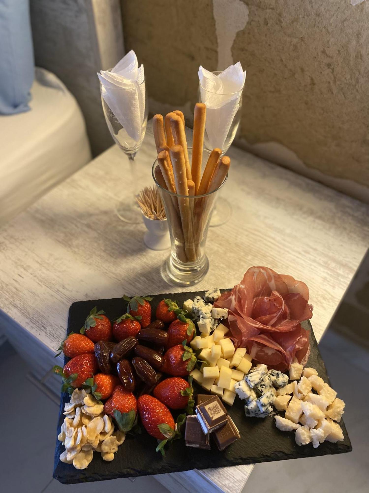 가르브 Fiftyfour West Boutique Living B&B 외부 사진