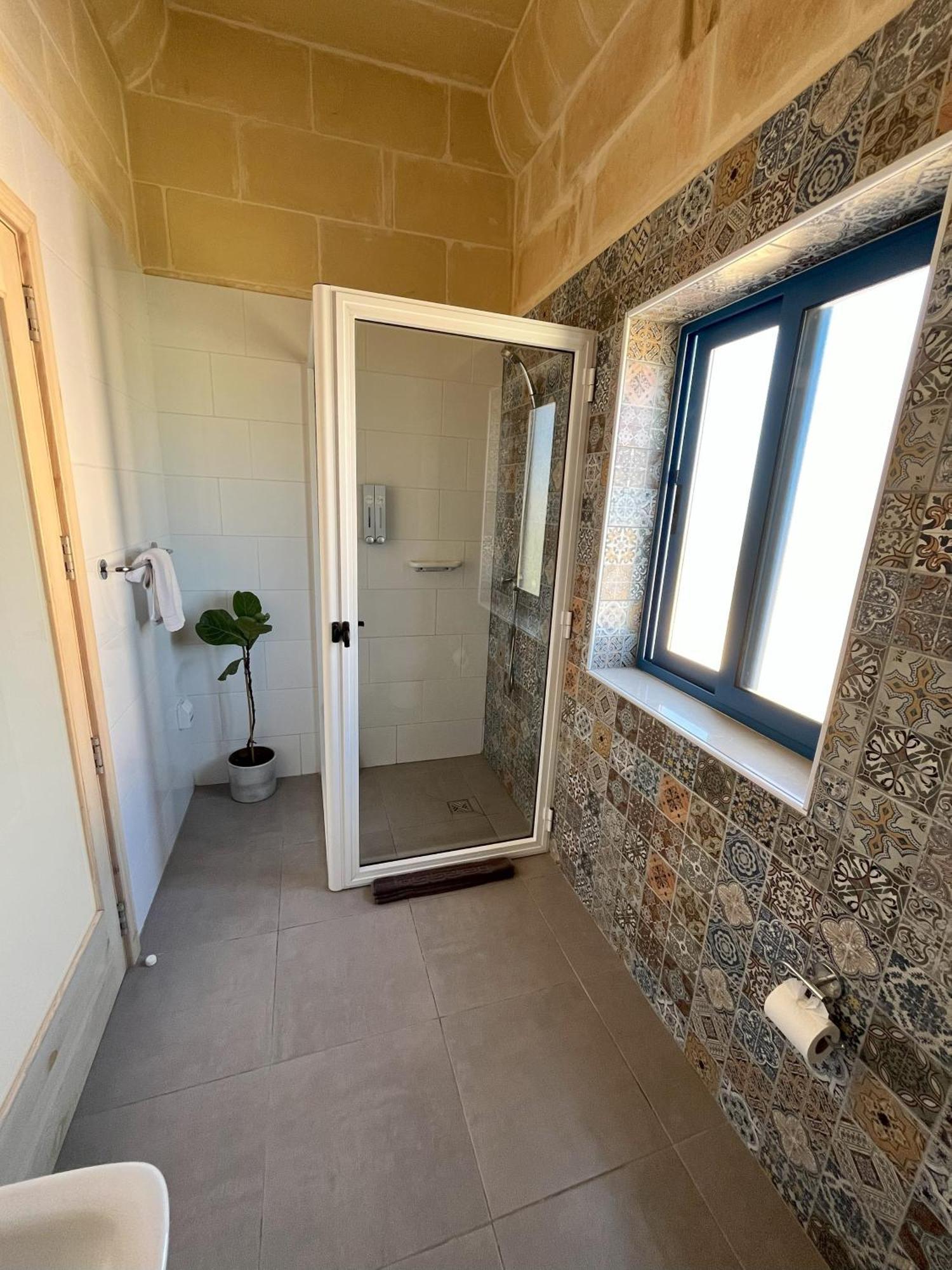 가르브 Fiftyfour West Boutique Living B&B 외부 사진