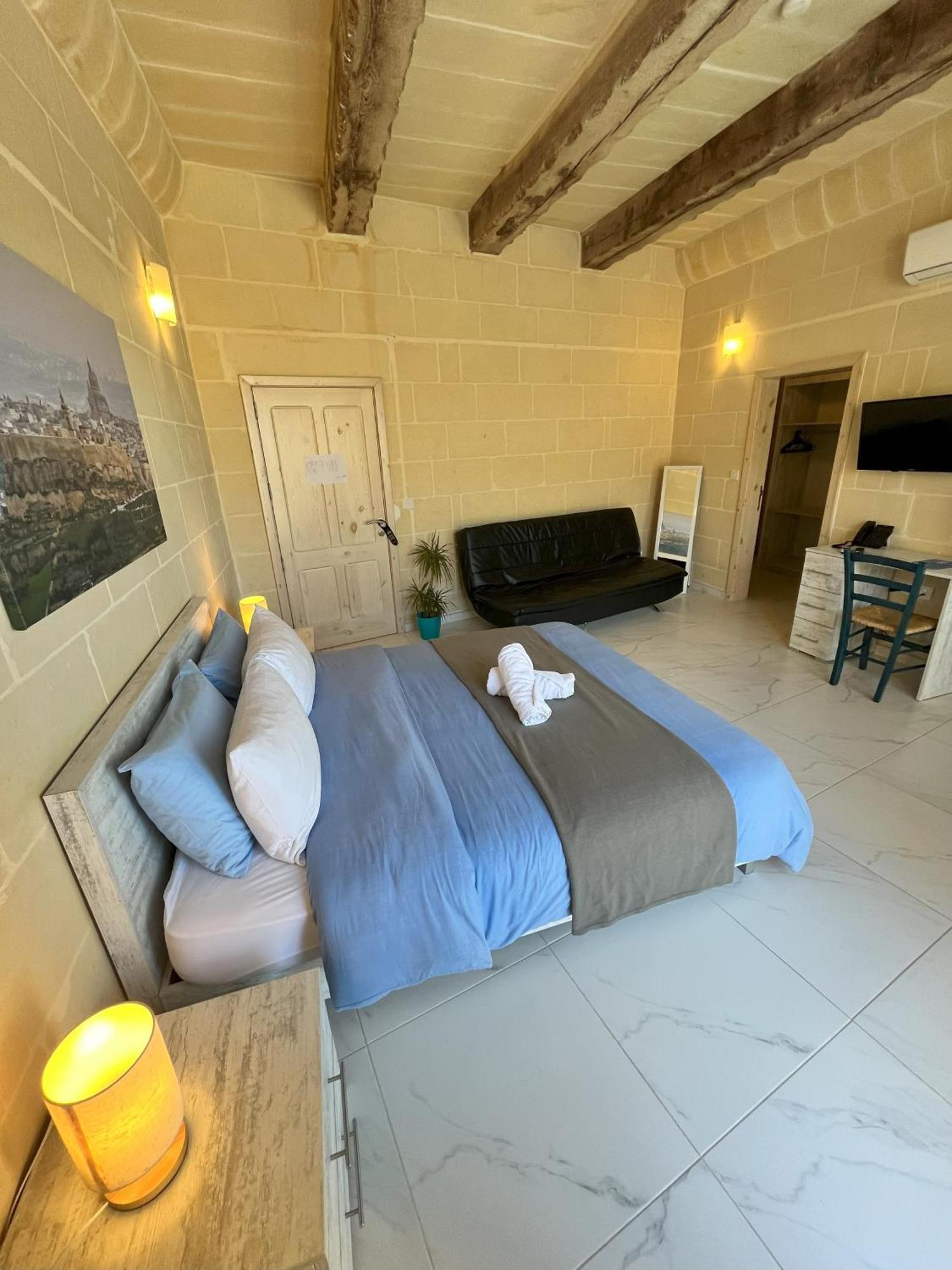 가르브 Fiftyfour West Boutique Living B&B 외부 사진